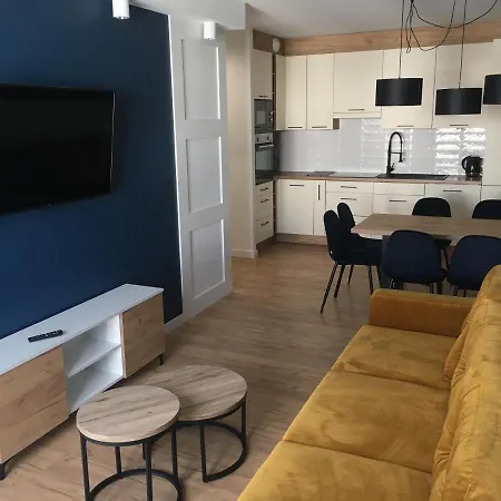 Center Navyblue Luxury דירה *